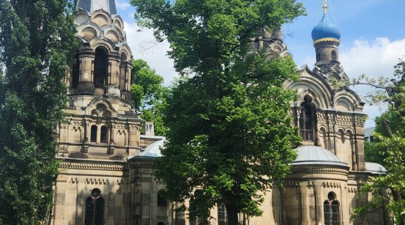 Exkursion zur orthodoxen Kirche in Dresden.