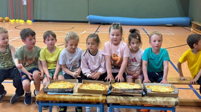 Pizzatag zum Abschluss des Trainings.